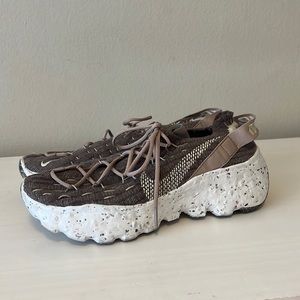 nike space hippies 04 in sand